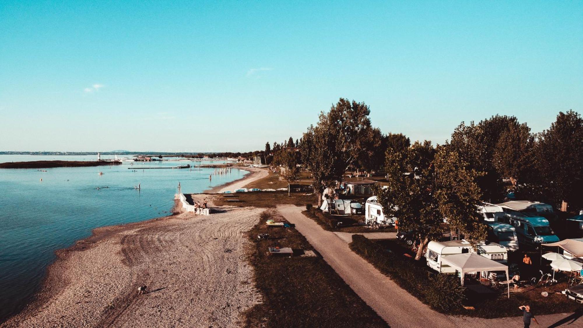 Mobile Homes Direkt Am Strand Des Neusiedler Sees Podersdorf am See Exterior foto